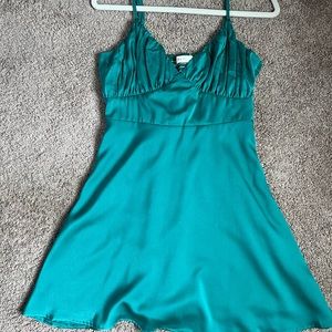 Green short dress